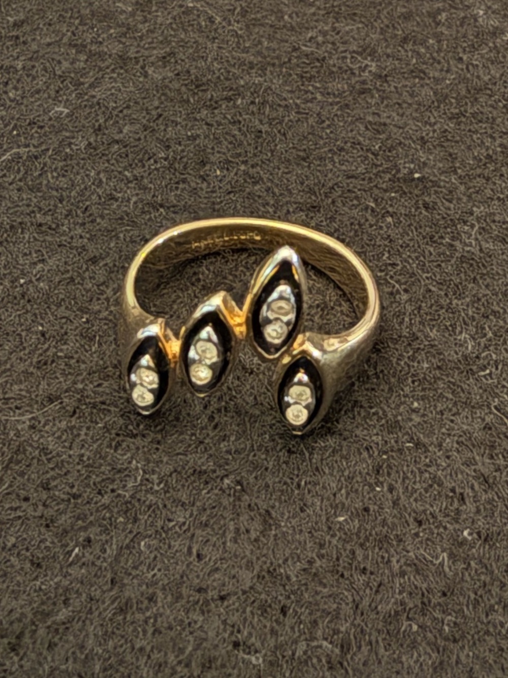 14 KT GE ESPO Black Marquise Accent Ring with Crystal Accents size 9.5